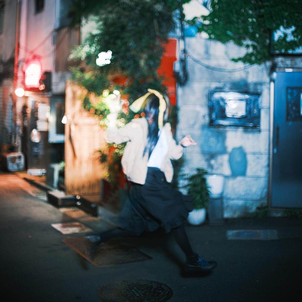 長瀬有花「微熱煙 / みずいろのきみ」のアートワーク